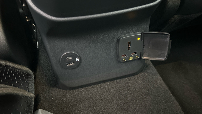 Ford Ranger Petrol Pick Up D/Cab Wildtrak 2.3 EcoBoost PHEV 281 Auto - Image 40